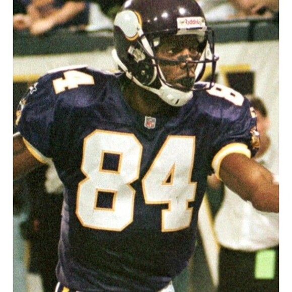 Randy Moss (Mitch/Ness)-(Vikings)-(1998)-(Jersey)-(Purple)-(New Cond.)-(XL)-$95 - Picture 2 of 15